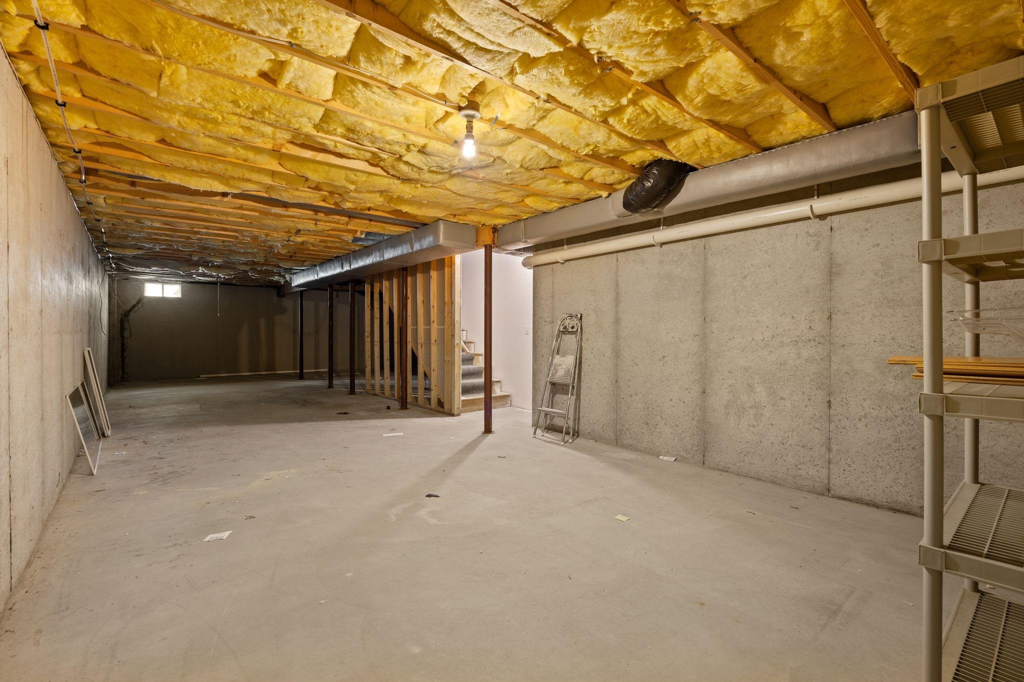 20 Pleasant Street Windham, NH 03087 - Photo 9 of 29