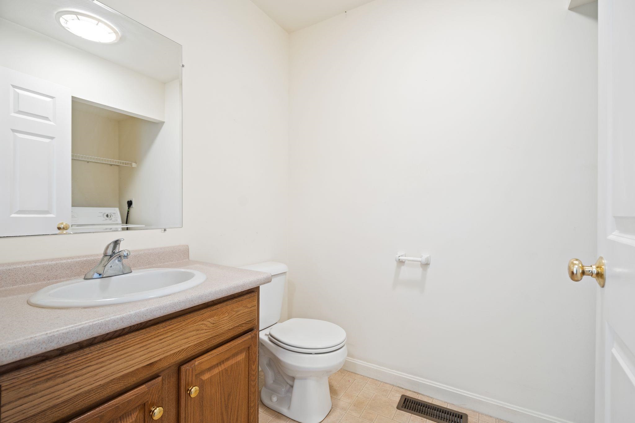 20 Pleasant Street Windham, NH 03087 - Photo 10 of 29