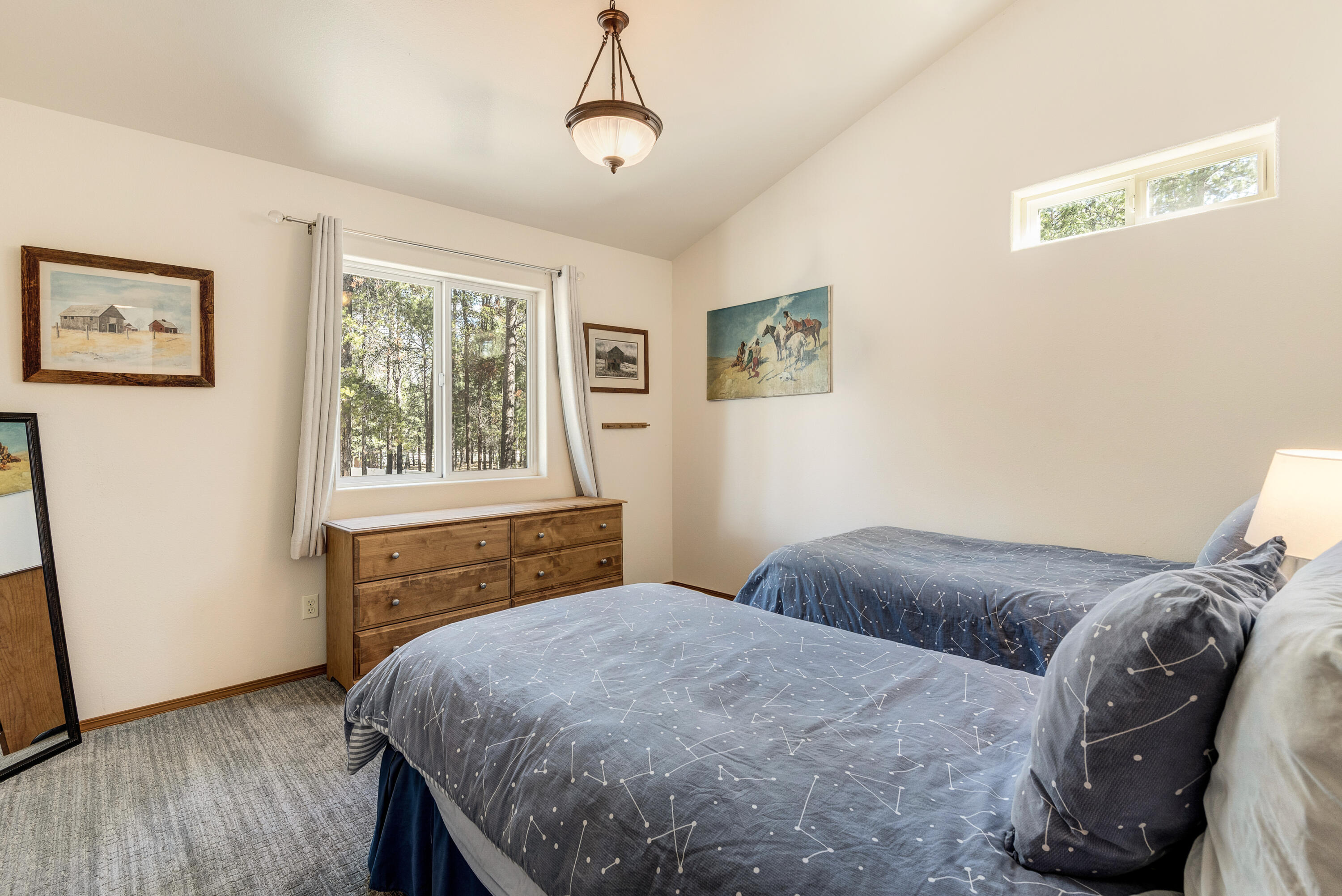 55150 Jackpine Way Bend, OR 97707 - Photo 13 of 19 Bedroom #2, upper level
