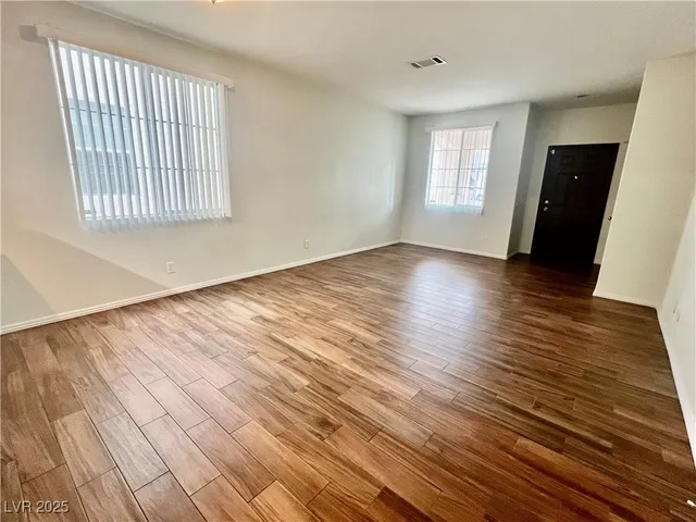 $1,745 | 1324 Sun Village Avenue, Las Vegas, NV 89183