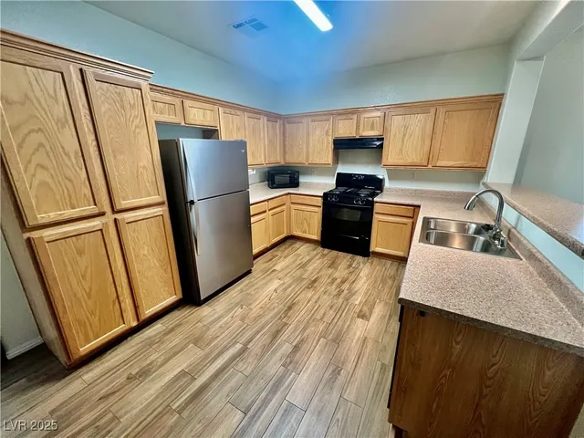 $1,745 | 1324 Sun Village Avenue, Las Vegas, NV 89183