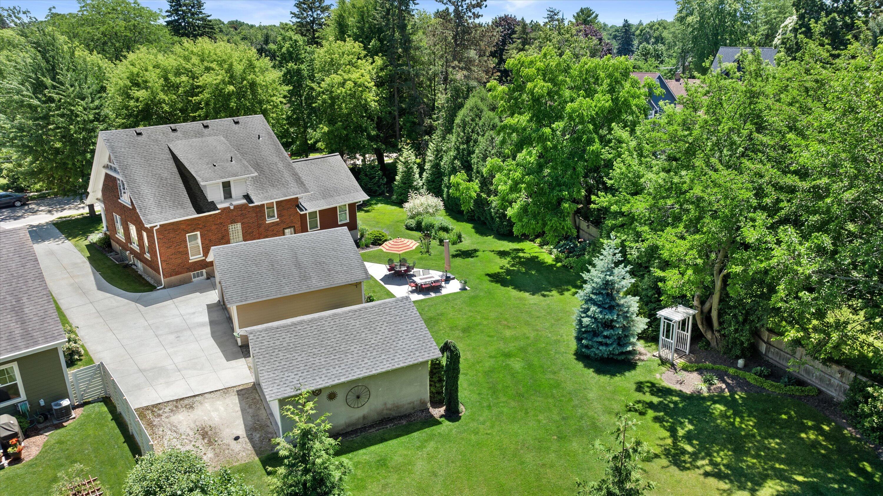 N65W5716 Columbia Road Cedarburg, WI 53012 - Photo 35 of 38 Drone