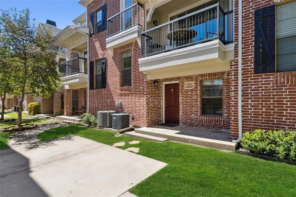 2016 Azure Pointe Richardson, TX 75080 - Photo 2 of 21