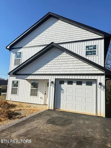 $1,848,000 | 101-110 Ken Lewis Way, Maryville, TN 37801