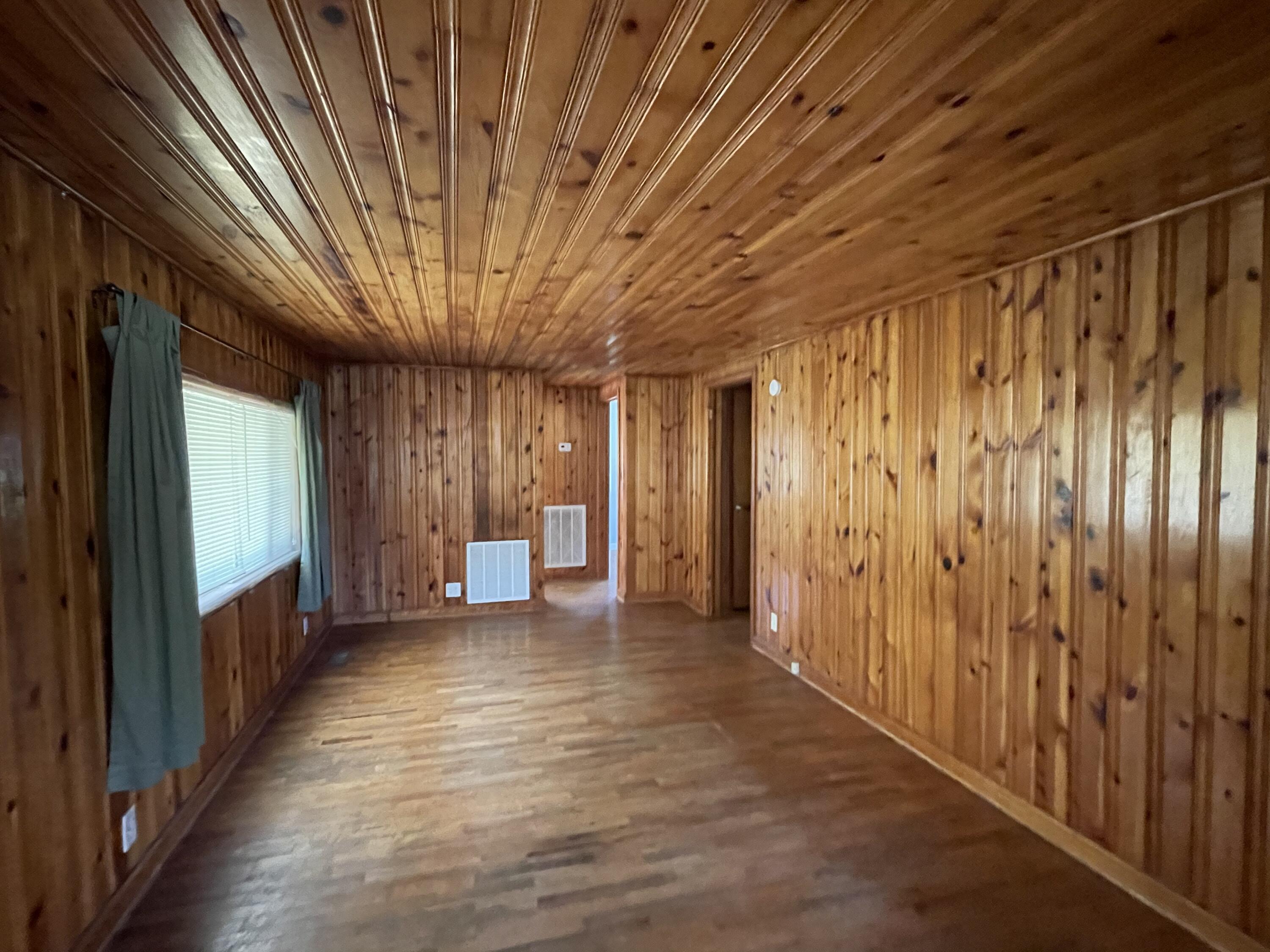 13807 Upper East Valley Road Pikeville, TN 37367 - Photo 7 of 12 BCDB8960-8D31-4632-B80C-01644EE0899C