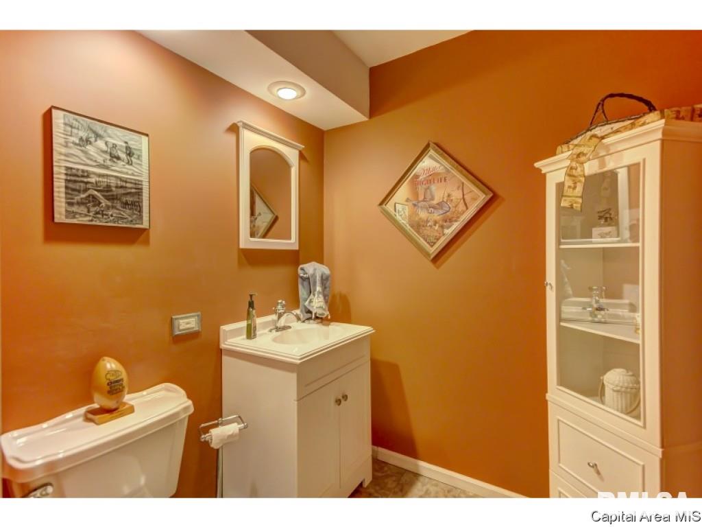 3821 West Bluffs Road Springfield, IL 62711 - Photo 26 of 36