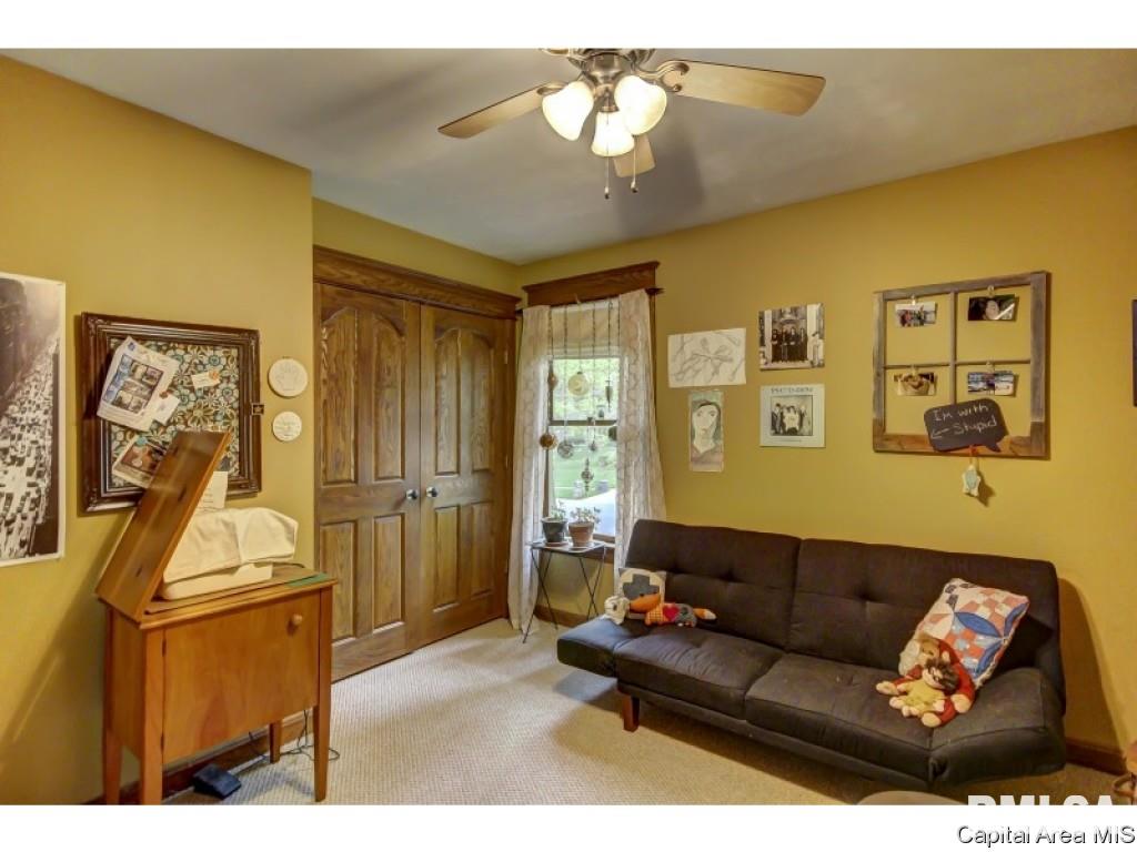 3821 West Bluffs Road Springfield, IL 62711 - Photo 6 of 36
