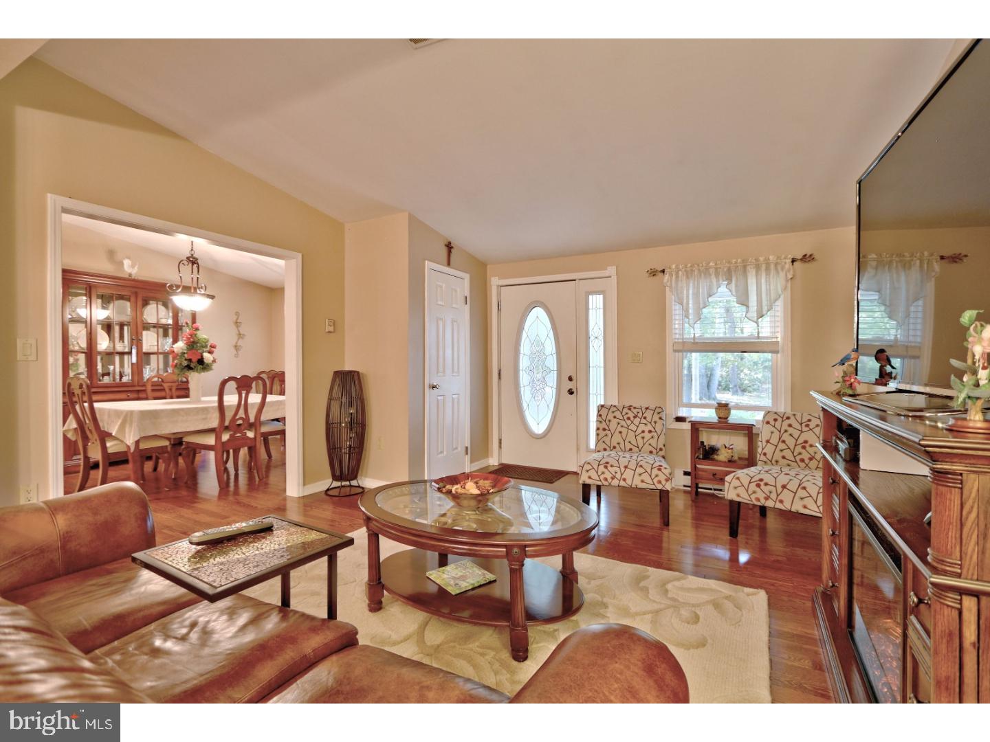 7 Brandywine Road Pemberton, NJ 08068 - Photo 2 of 25 Great Room
