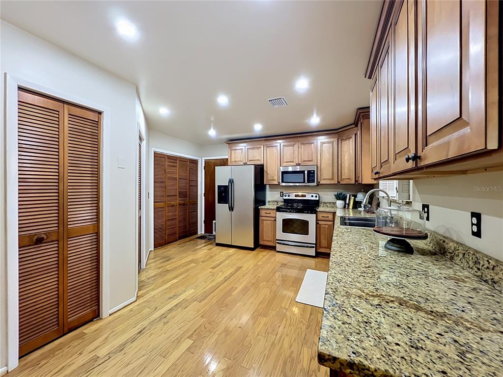 944 Southridge Trail Altamonte Springs, FL 32714 - Photo 21 of 95