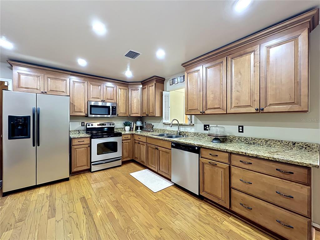 944 Southridge Trail Altamonte Springs, FL 32714 - Photo 32 of 95
