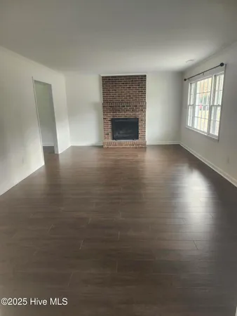 $2,300 | 179 Powell Street, Newport, NC 28570