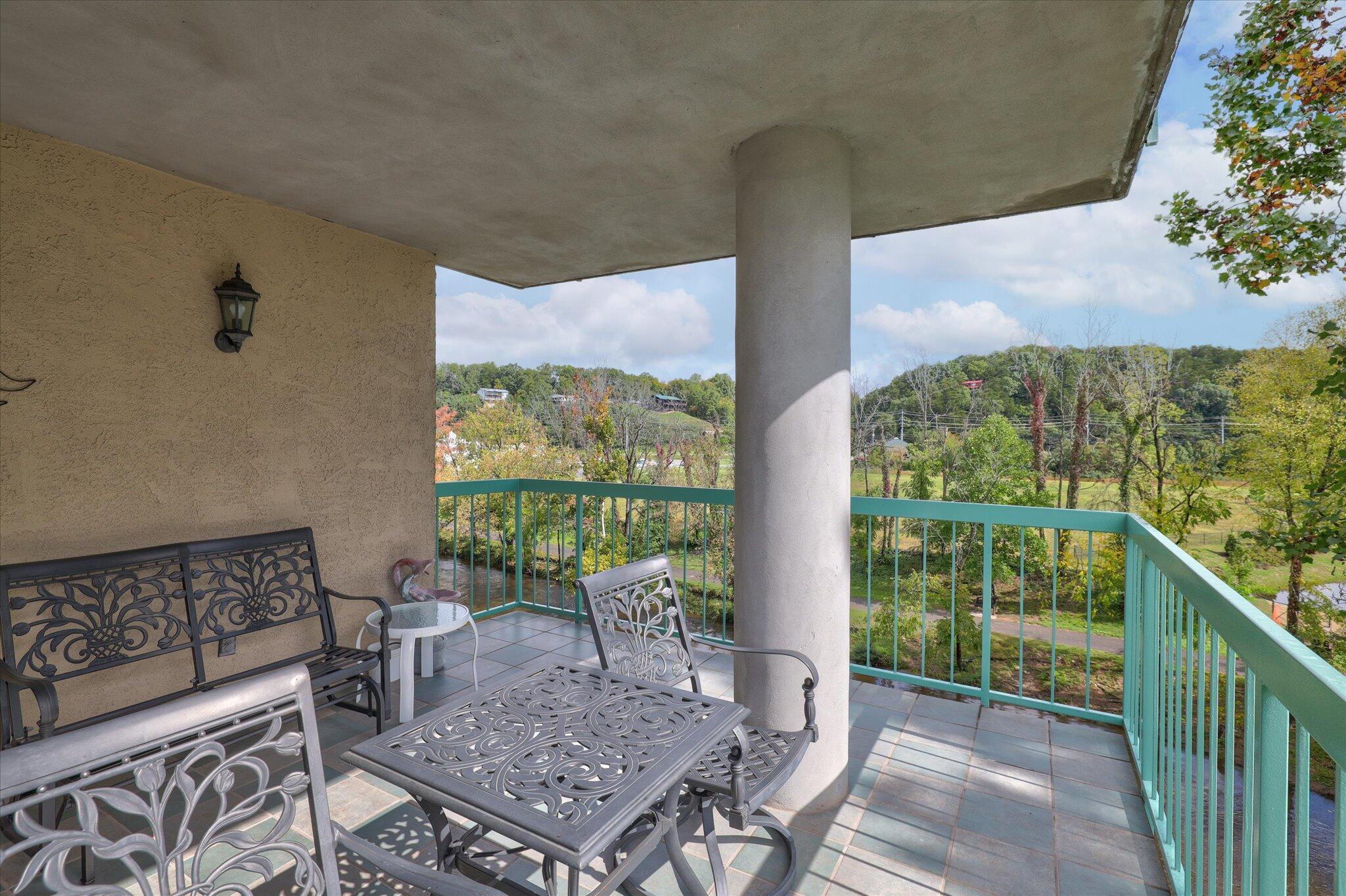 3215 North River Road, Unit 408 Pigeon Forge, TN 37863 - Photo 22 of 25 23-IMG_3443_4_5_6_7-Edit