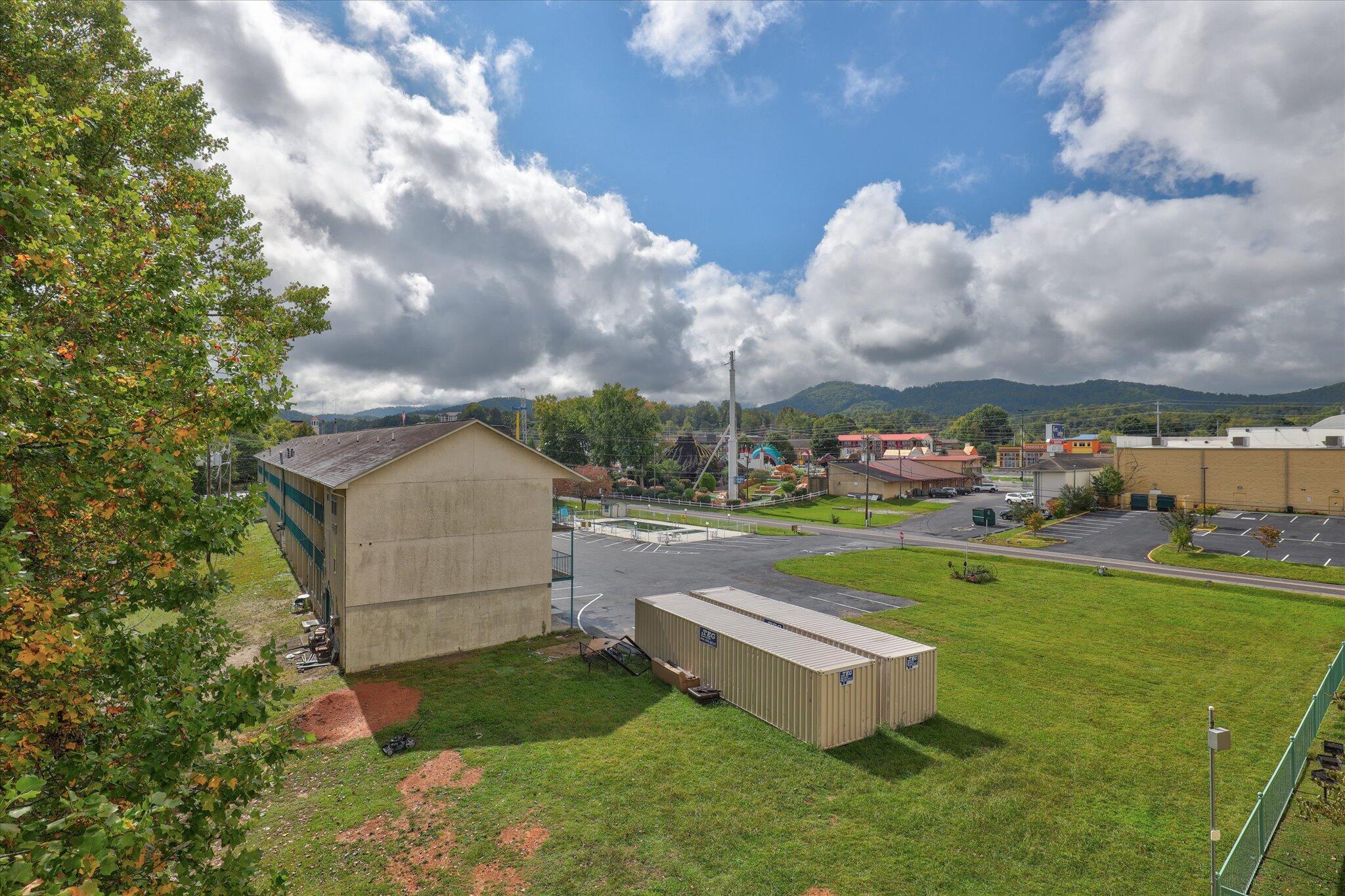 3215 North River Road, Unit 408 Pigeon Forge, TN 37863 - Photo 25 of 25 26-IMG_3453_4_5_6_7