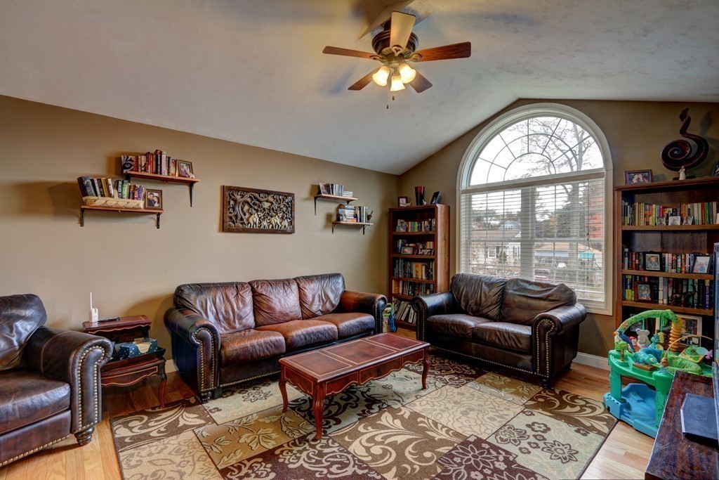 35 Southold Road Worcester, MA 01607 - Photo 11 of 26 Gallery Image 11