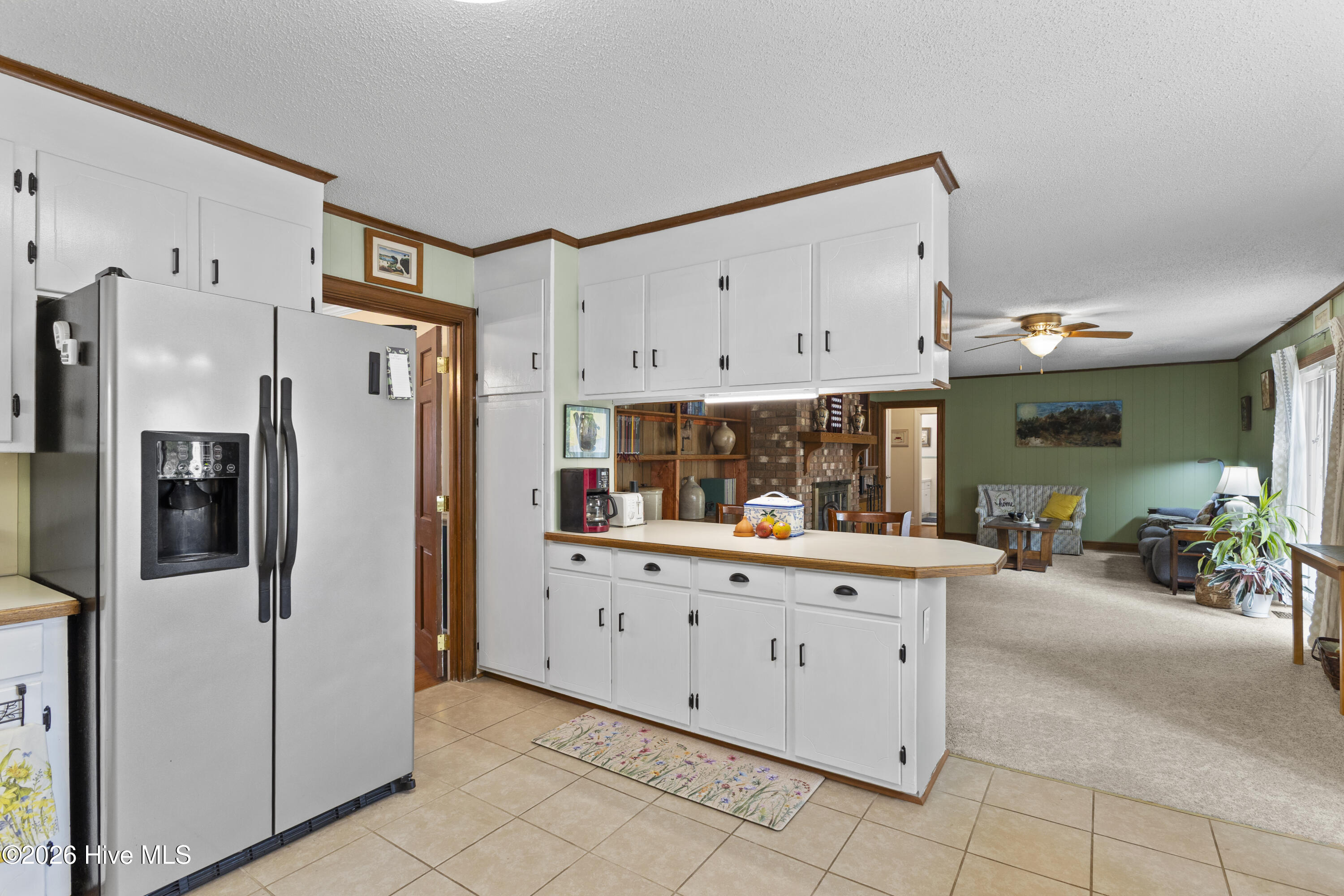 1721 Bethlehem Road Rocky Mount, NC 27803 - Photo 22 of 46 Kitchen Breakfast Bar