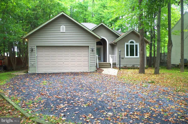 $2,795 | 812 Petinot Place, Stevensville, MD 21619