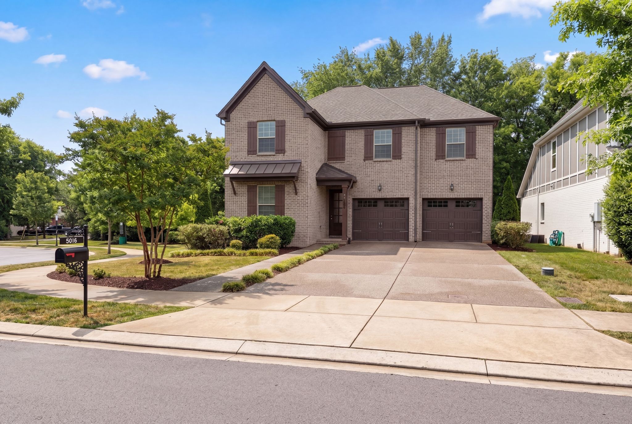 5016 Viola Lane Franklin, TN 37069 - Photo 3 of 42