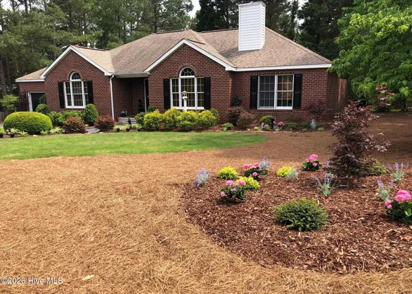 $419,000 | 8 Canter Place, Pinehurst, NC 28374