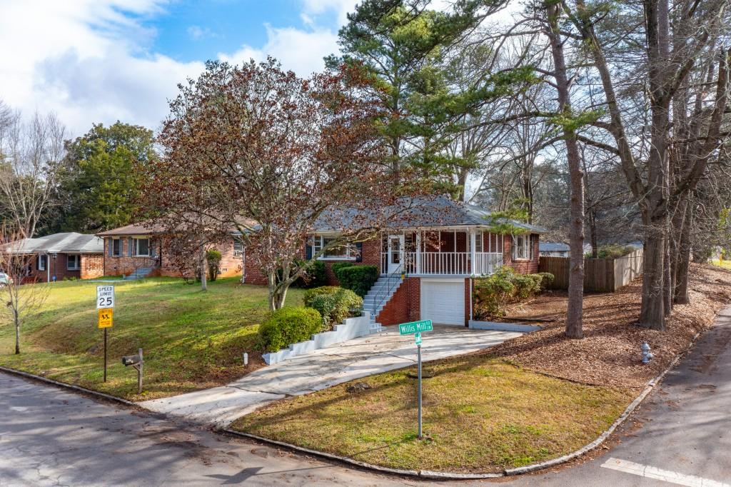 282 Willis Mill Road Southwest Atlanta, GA 30311 - Photo 23 of 25 a view of a house with pool yard and sitting area