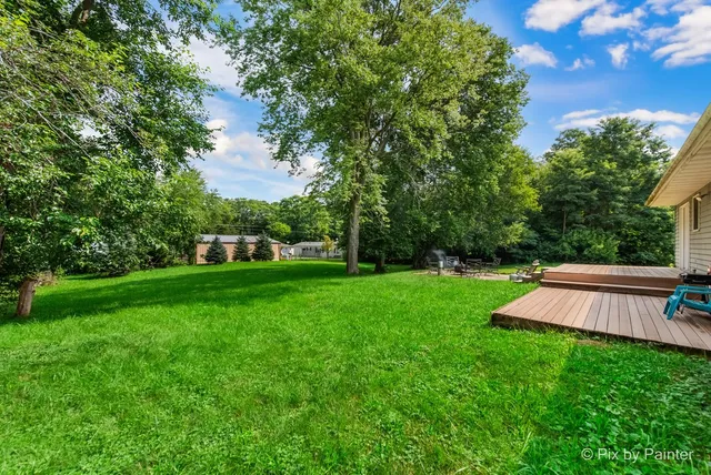 $299,900 | 1233 Lakewood Drive, Somonauk, IL 60552