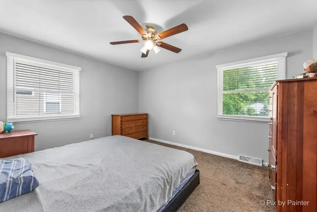 $299,900 | 1233 Lakewood Drive, Somonauk, IL 60552