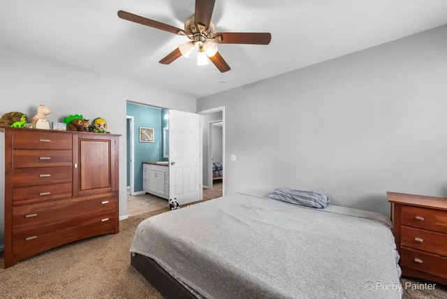 $299,900 | 1233 Lakewood Drive, Somonauk, IL 60552