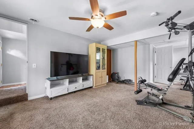 $299,900 | 1233 Lakewood Drive, Somonauk, IL 60552