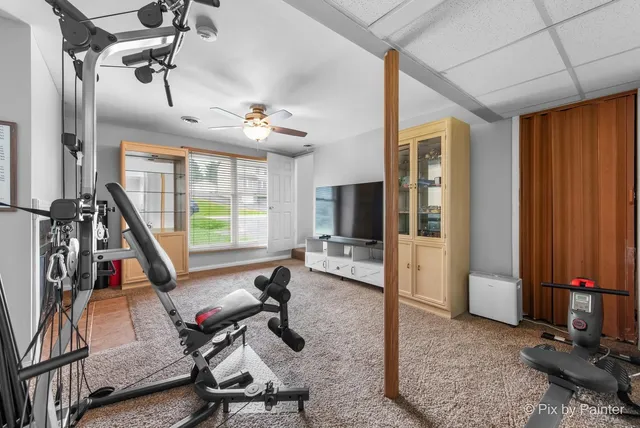 $299,900 | 1233 Lakewood Drive, Somonauk, IL 60552