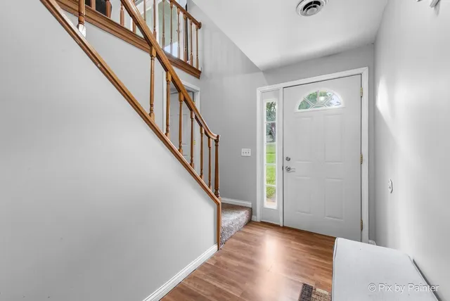 $299,900 | 1233 Lakewood Drive, Somonauk, IL 60552