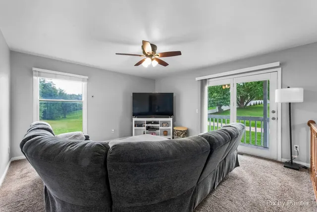 $299,900 | 1233 Lakewood Drive, Somonauk, IL 60552