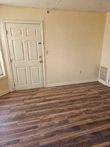 $2,650 | 34 East Main Street, Unit 2 SOUTH, Brockton, MA 02301