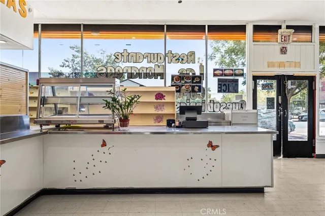 $440,000 | 33027 Road 159, Ivanhoe, CA 93235