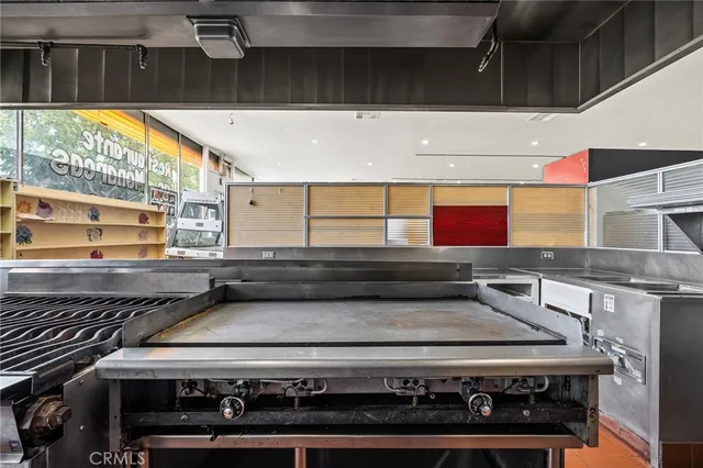 $440,000 | 33027 Road 159, Ivanhoe, CA 93235