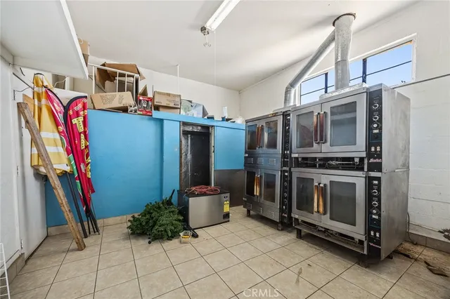 $440,000 | 33027 Road 159, Ivanhoe, CA 93235