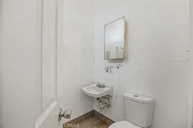 $440,000 | 33027 Road 159, Ivanhoe, CA 93235