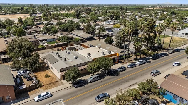 $440,000 | 33027 Road 159, Ivanhoe, CA 93235