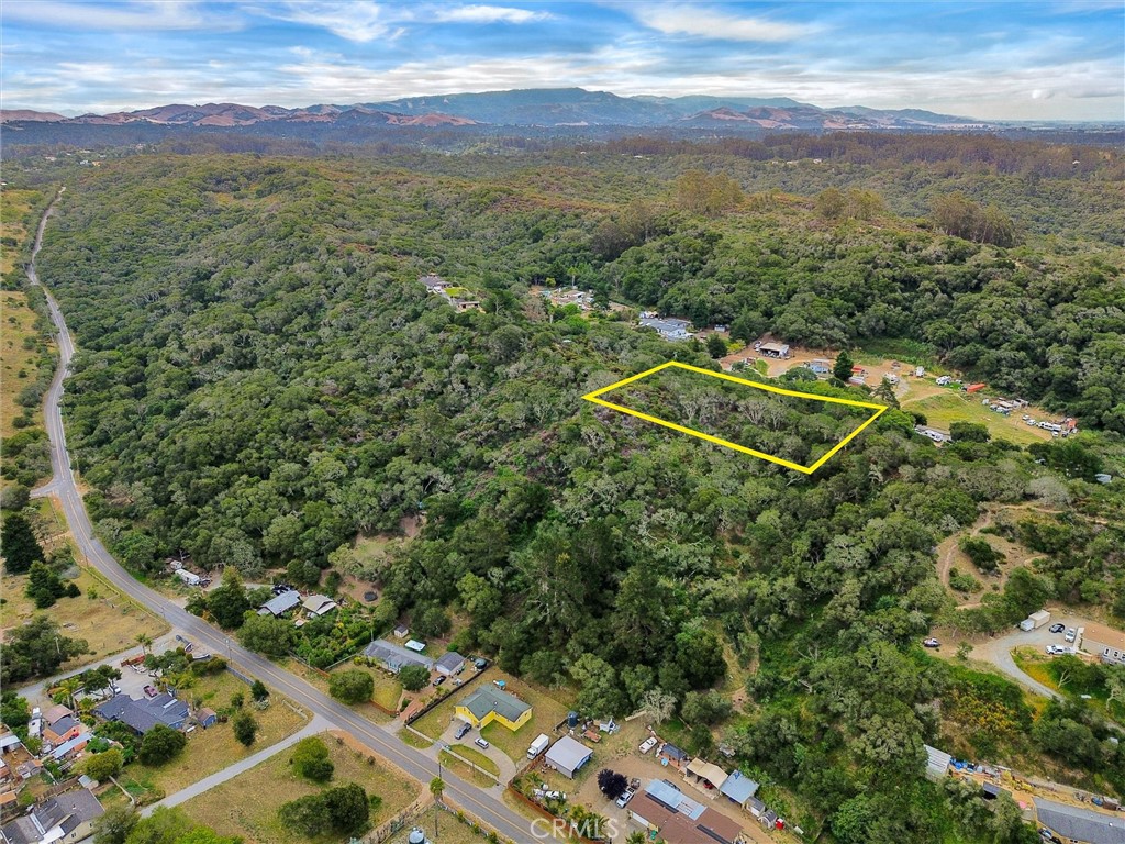 221 Tucker Road Watsonville, CA 95076 - Photo 6 of 31
