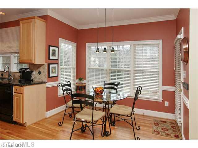 3823 Pinetop Road Greensboro, NC 27410 - Photo 9 of 16 Breakfast.