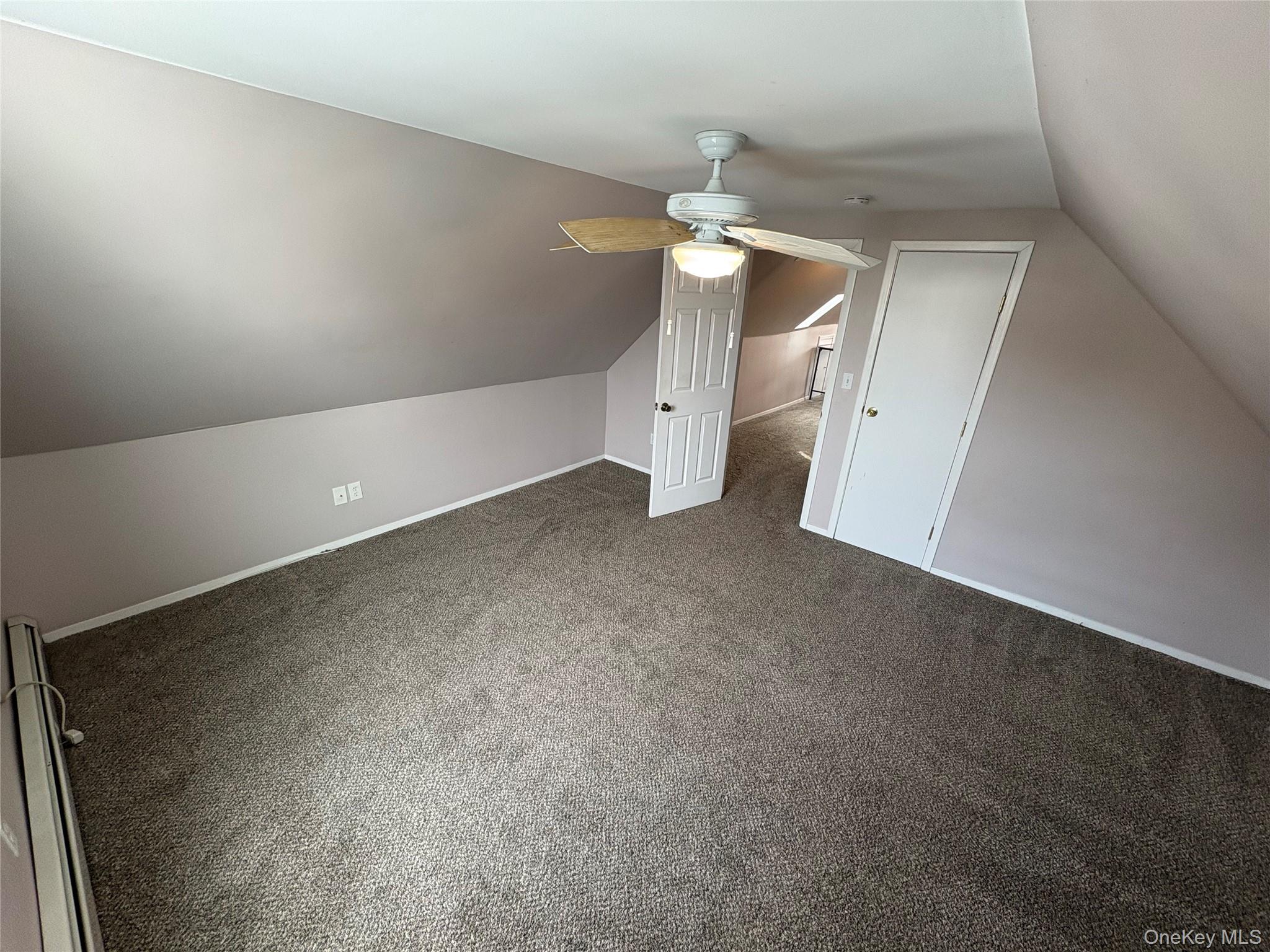 427 Raft Avenue Holbrook, NY 11741 - Photo 3 of 5