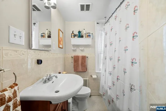 $620,000 | 96 2nd Avenue, Hawthorne, NJ 07506