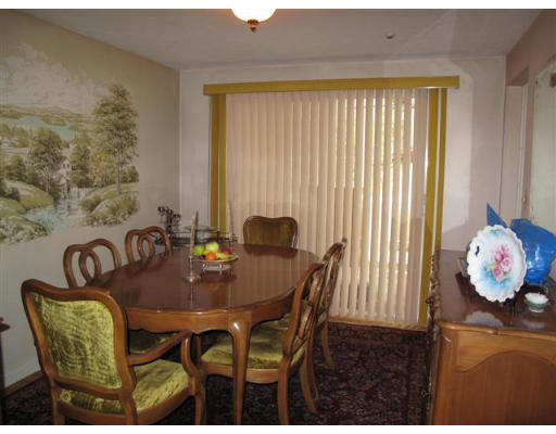 43 Raechel Road, Unit 43 Randolph, MA 02368 - Photo 3 of 11