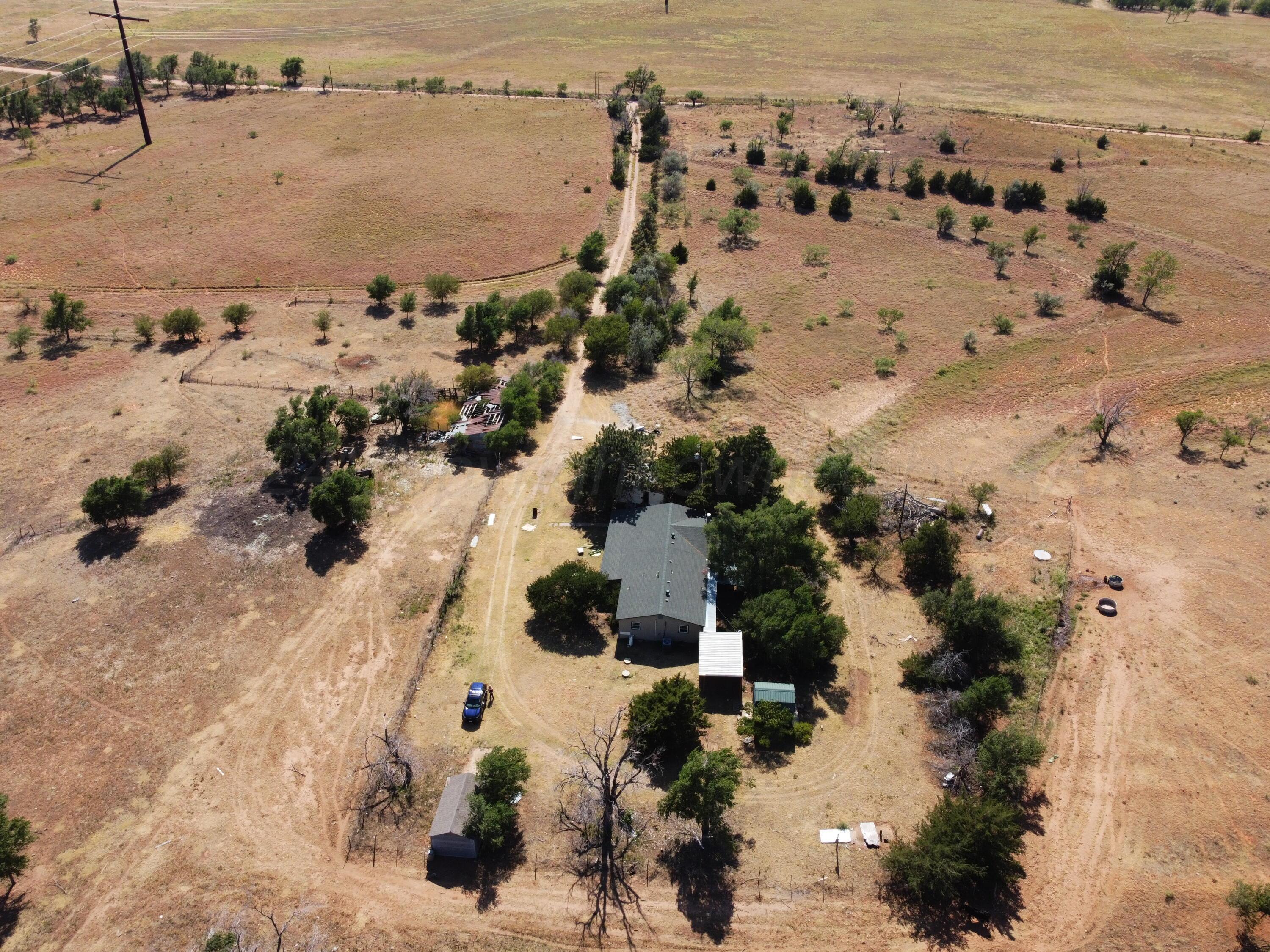 6761 County Road 11 Shamrock, TX 79079 - Photo 31 of 33 an aerial view of beach and ocean