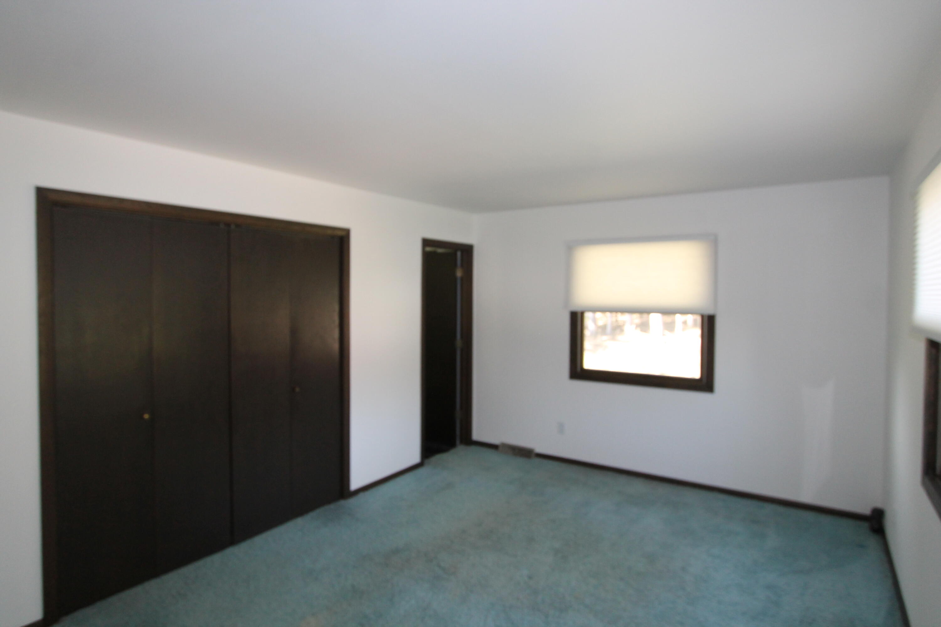 267 Robins Run Burlington, WI 53105 - Photo 8 of 34 Master Bedroom