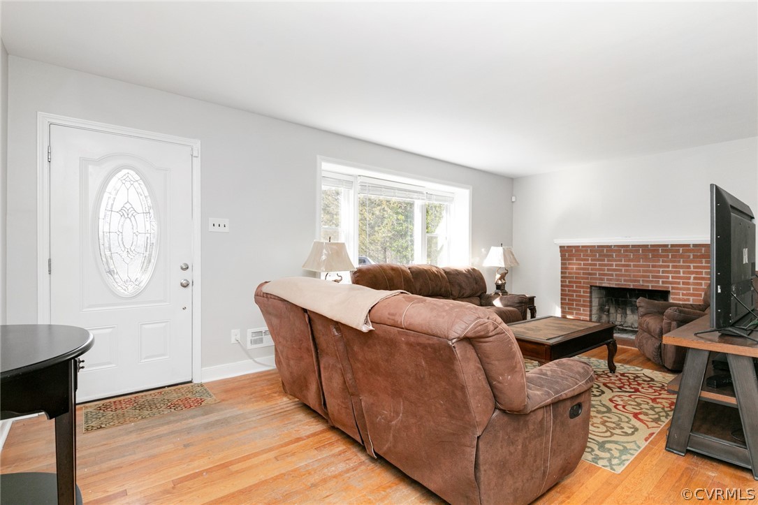 9708 Reams Road North Chesterfield, VA 23236 - Photo 4 of 38 Gallery Image 4