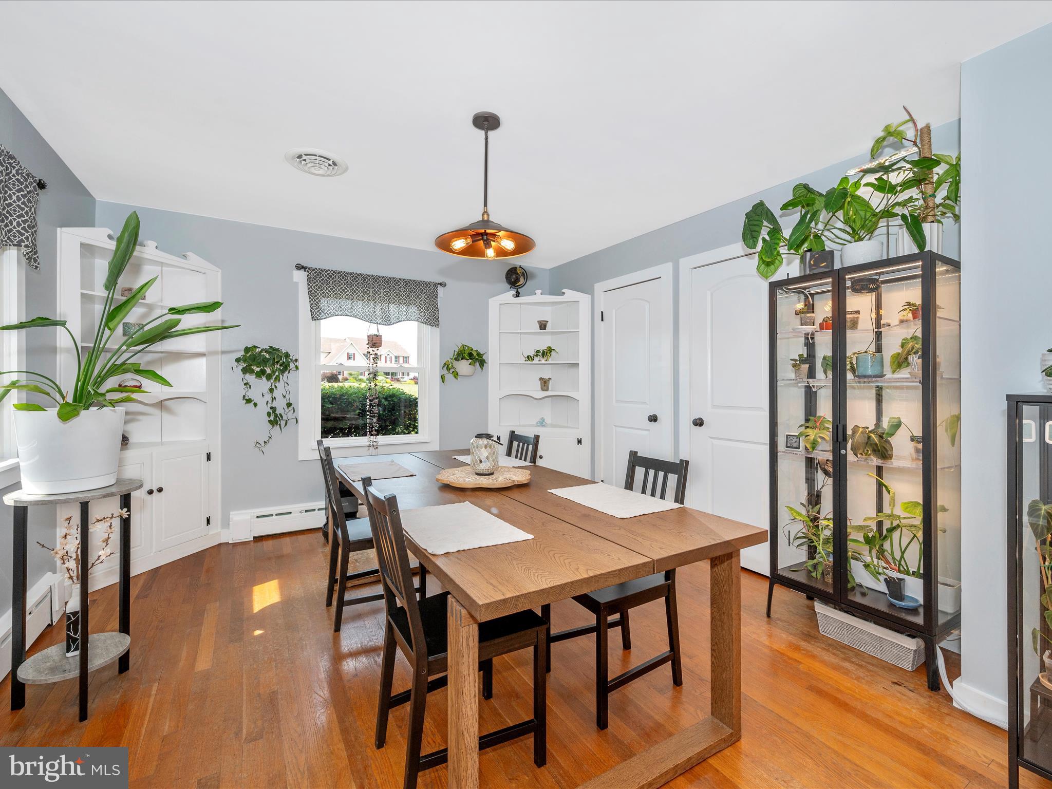 2703 Rowe Road New Windsor, MD 21776 - Photo 12 of 46 Dining Room