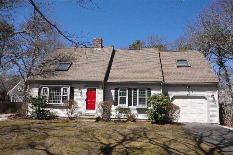 97 Brant Way Hyannis, MA 02601 - Photo 1 of 10 Primary Photo