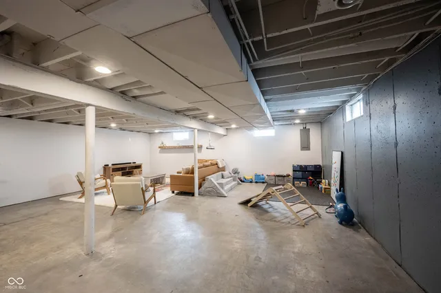 $495,000 | 1419 Douglas Drive, Carmel, IN 46033