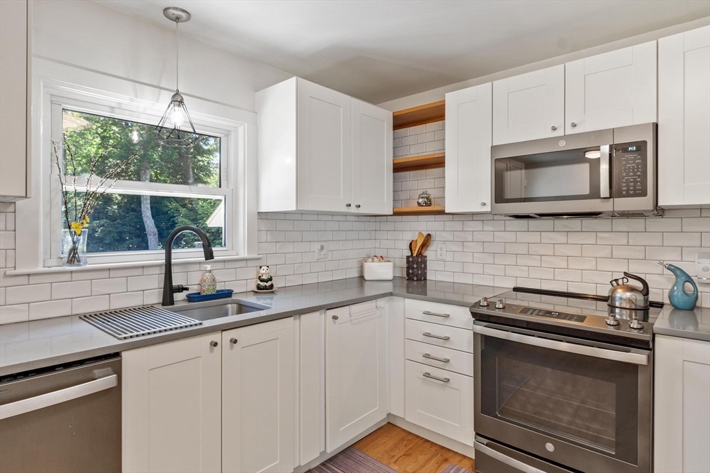 3 Chandler Road Wilmington, MA 01887 - Photo 11 of 42