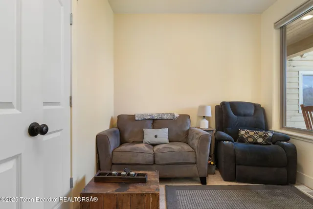 $1,099,000 | 70 Baywood Drive, Driggs, ID 83422