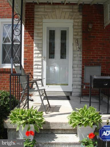 5512 Whitwood Road Baltimore, MD 21206 - Photo 2 of 17 Porch